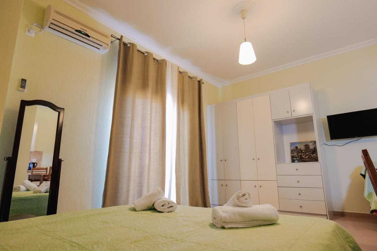 Malasi Apartments Ksamil Exterior photo